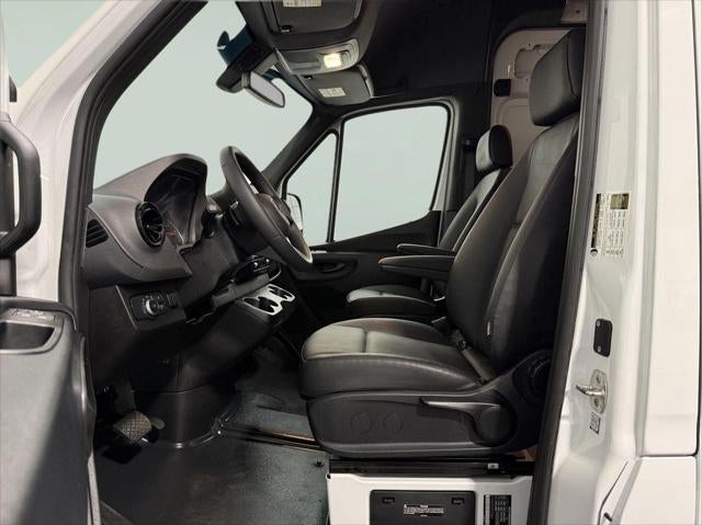 2025 Mercedes-Benz Sprinter 2500 High Roof 4-Cyl Diesel HO