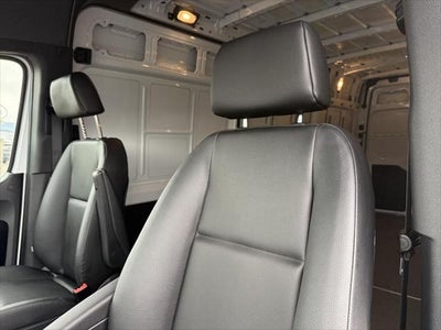 2025 Mercedes-Benz Sprinter 2500 High Roof 4-Cyl Diesel HO