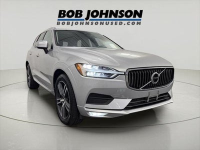 2021 Volvo XC60 T6 Momentum