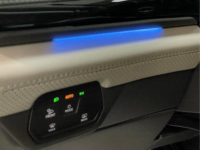 2024 Volkswagen Atlas 2.0T Peak Edition SE w/Technology