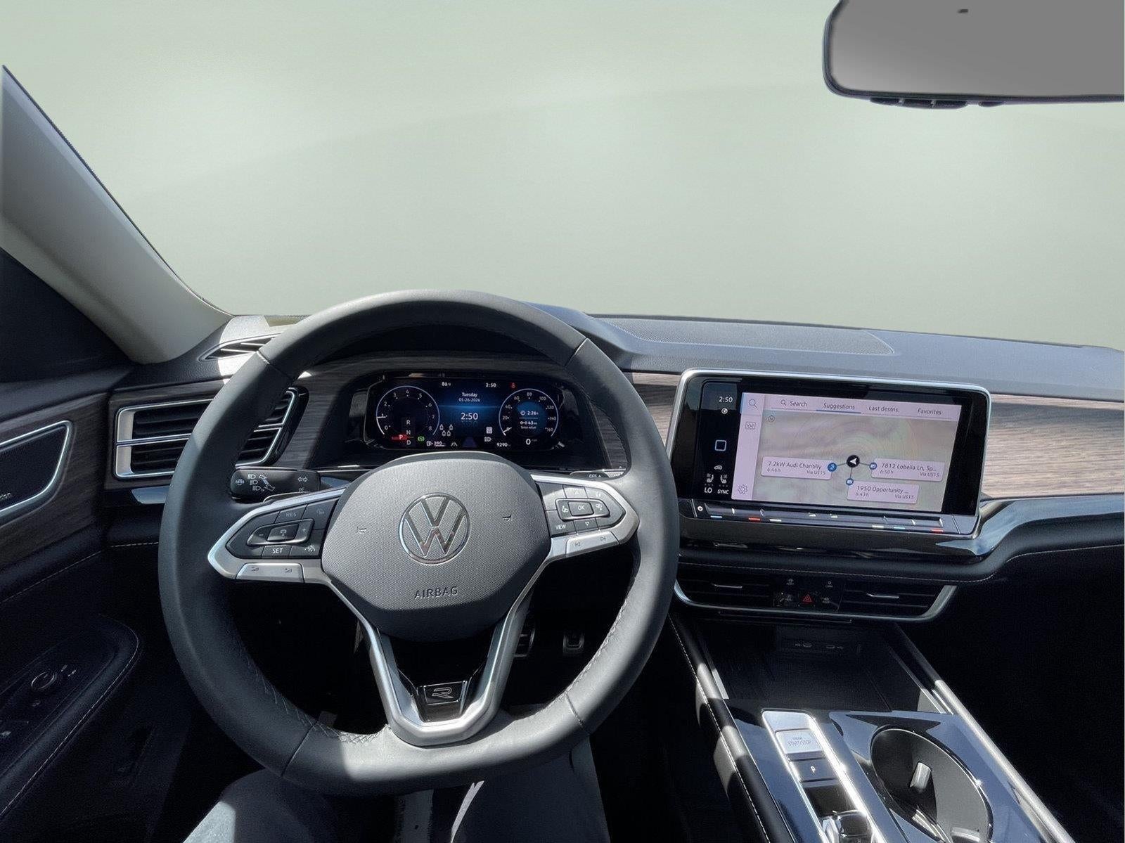 2026 Volkswagen Atlas 2.0T SEL Premium R-Line