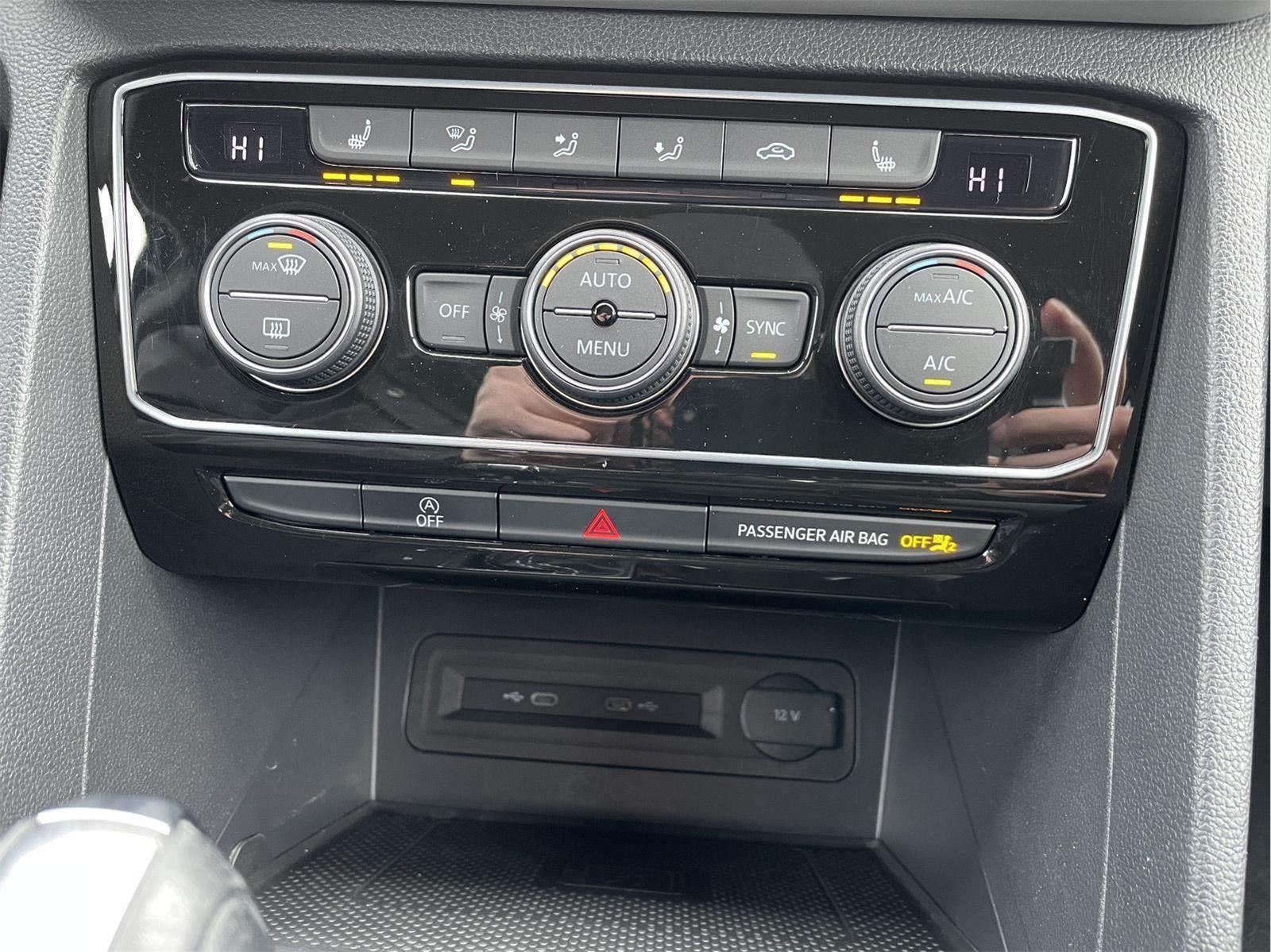 2022 Volkswagen Atlas Cross Sport 3.6L V6 SE w/Technology