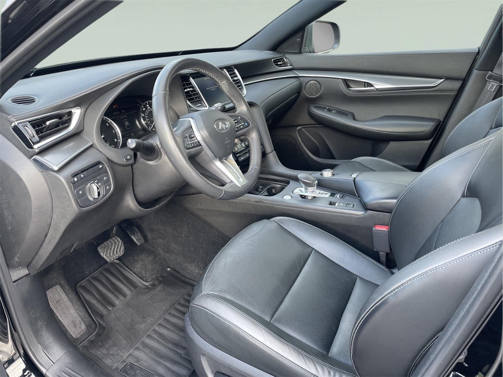 2023 INFINITI QX55 LUXE