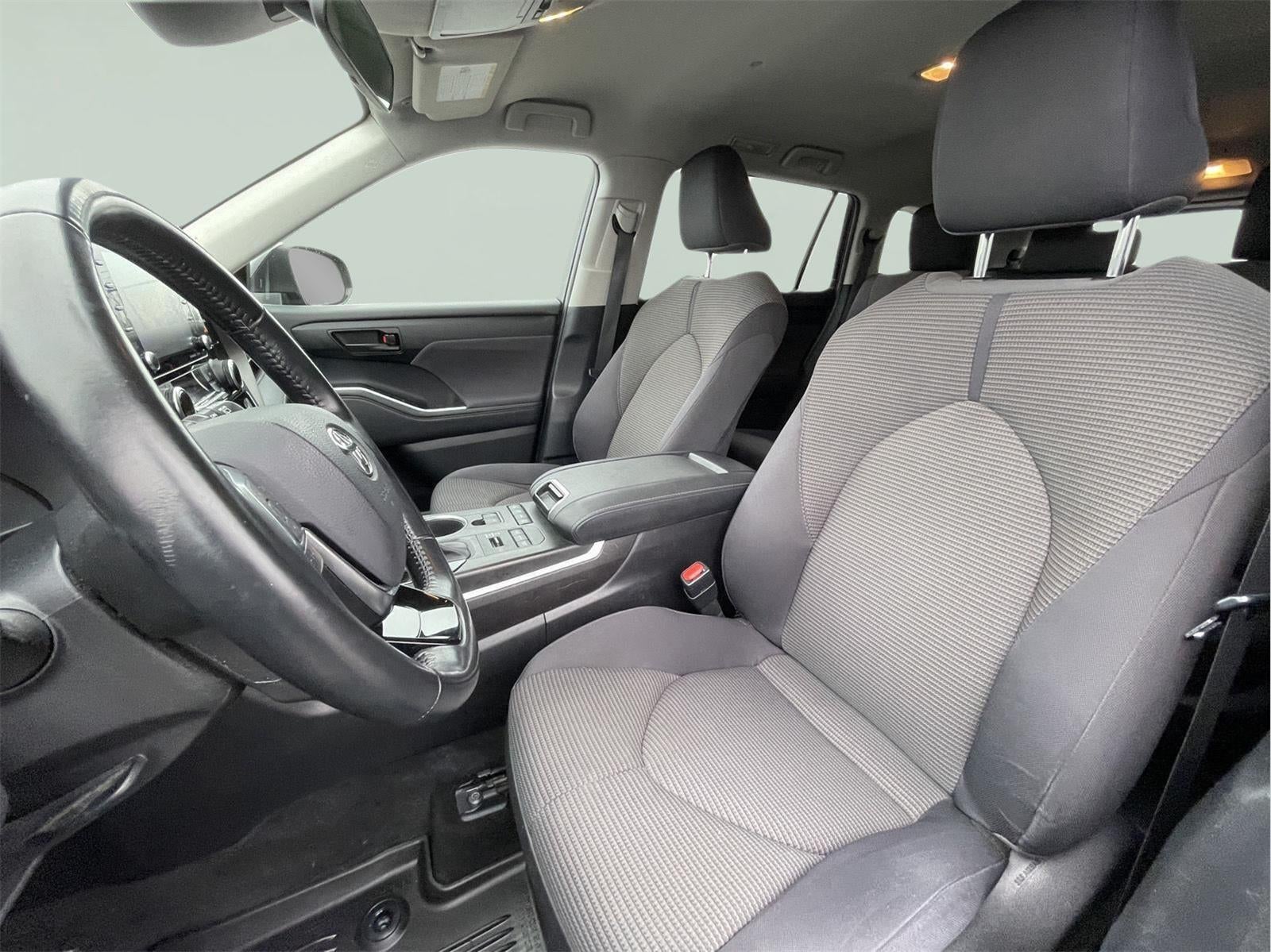 2021 Toyota Highlander LE