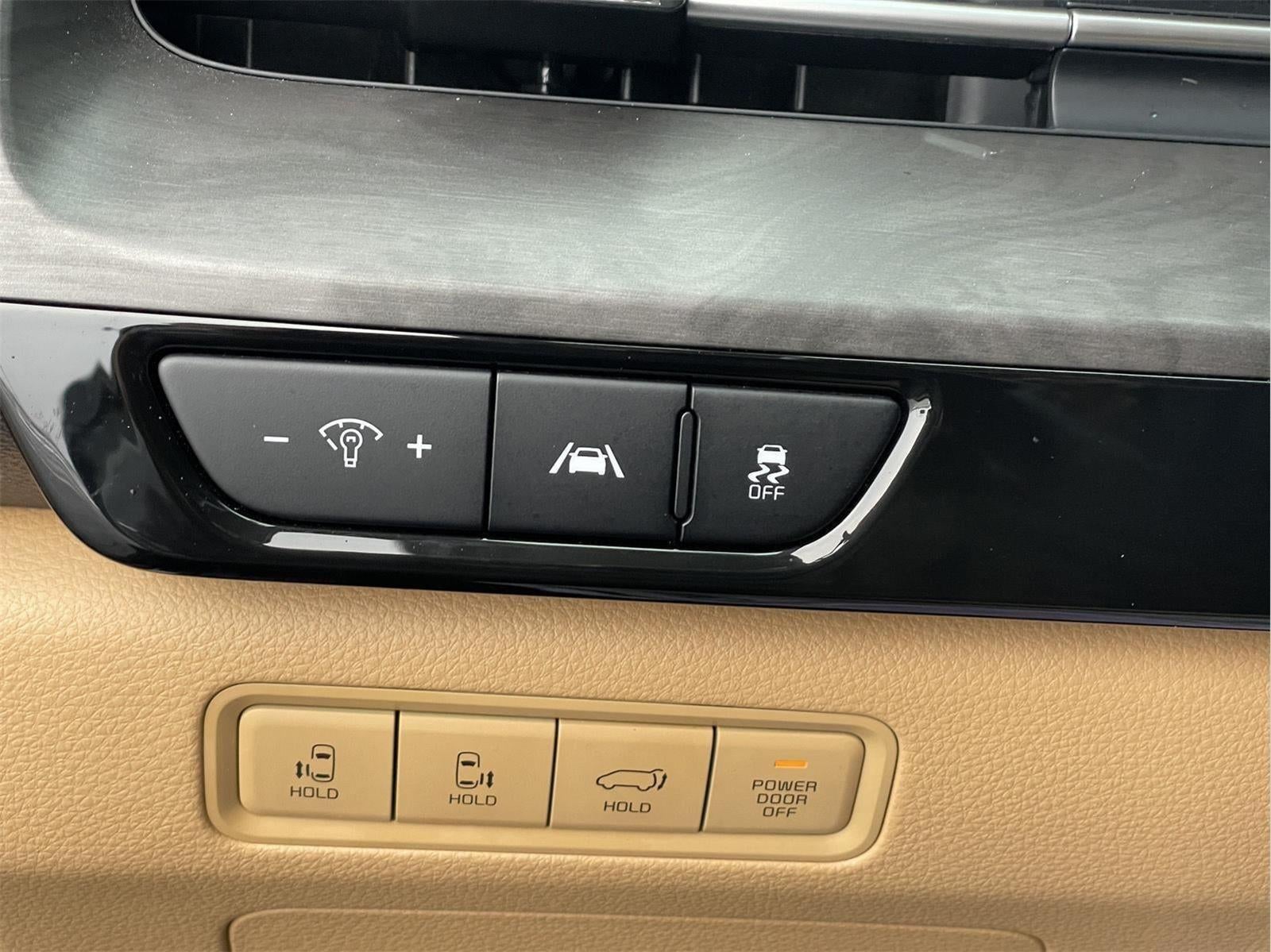 2023 Kia Carnival EX