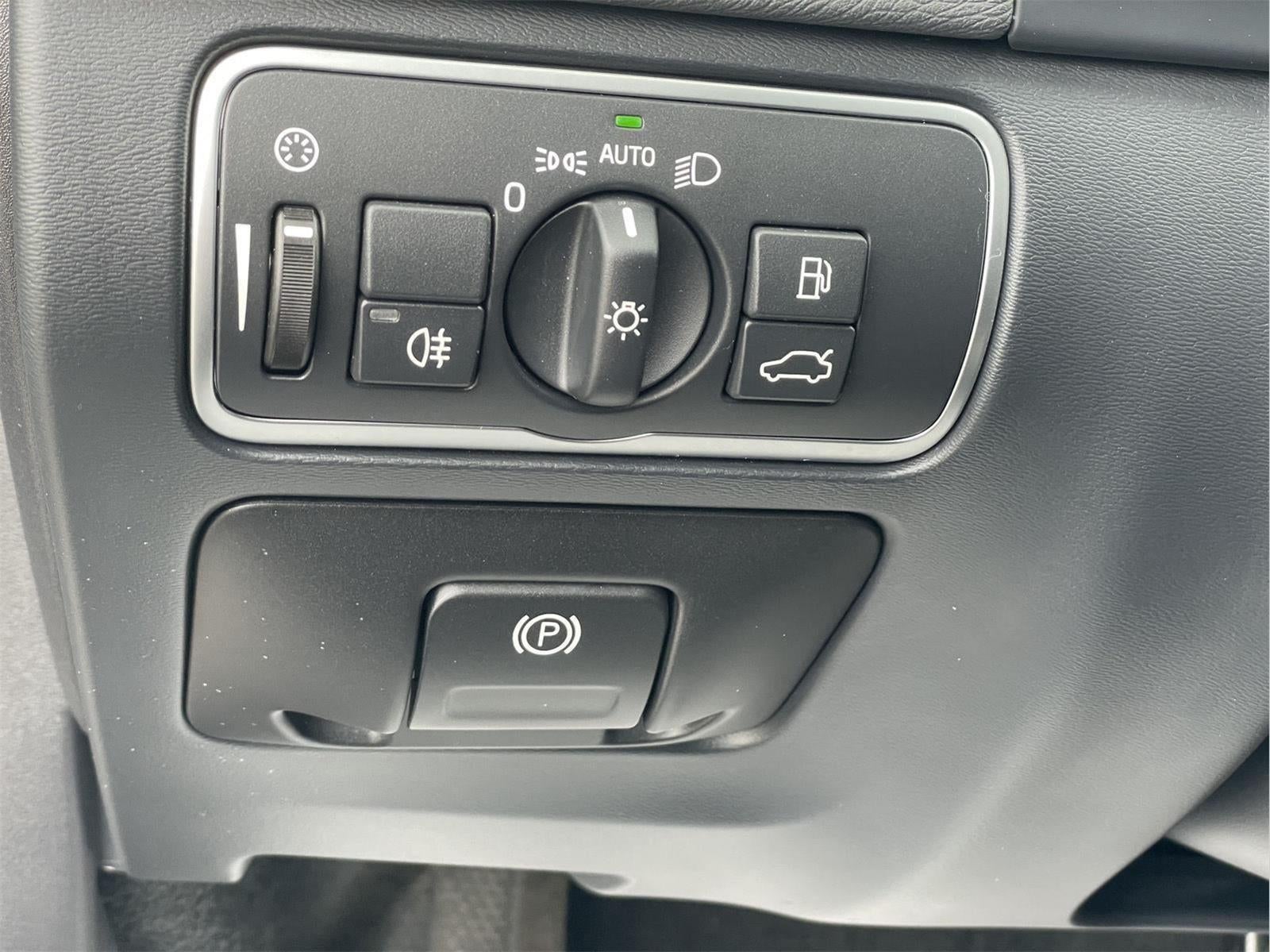 2017 Volvo S60 Cross Country SEDAN