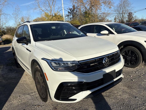 2022 Volkswagen Tiguan SE R-Line Black